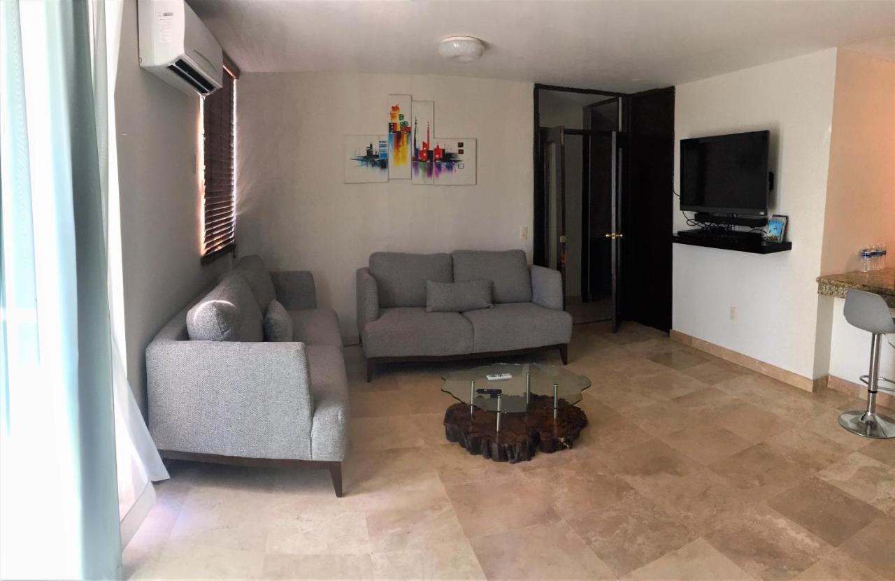 Departamento Comodo, A Media Cuadra De La Playa. マサトラン エクステリア 写真